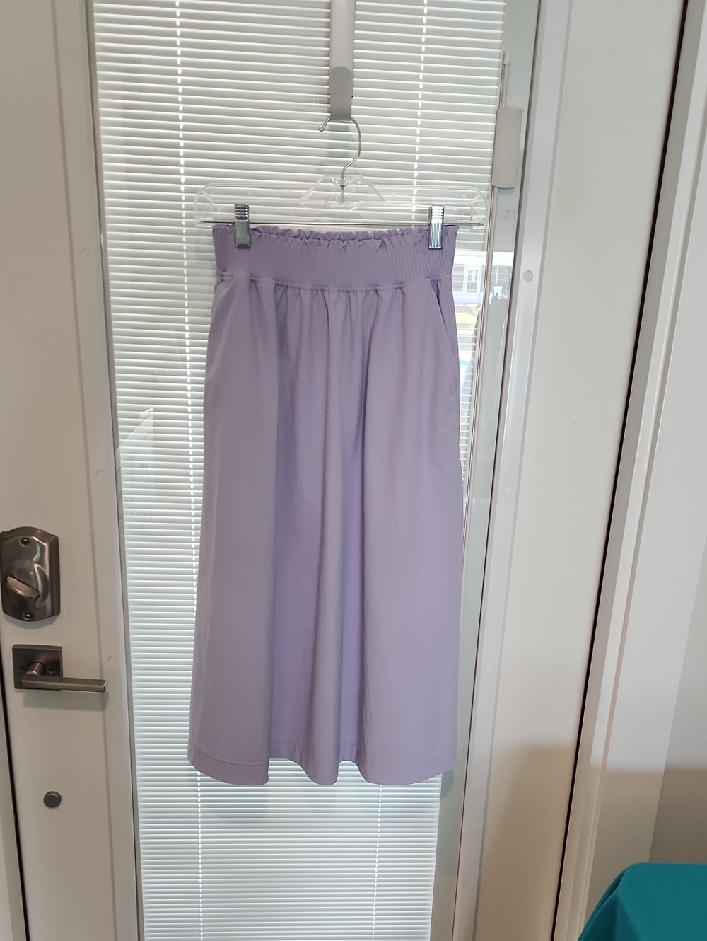 Lululemon Lilac Woman's Elastic-Waist Midi Skirt With Pockets